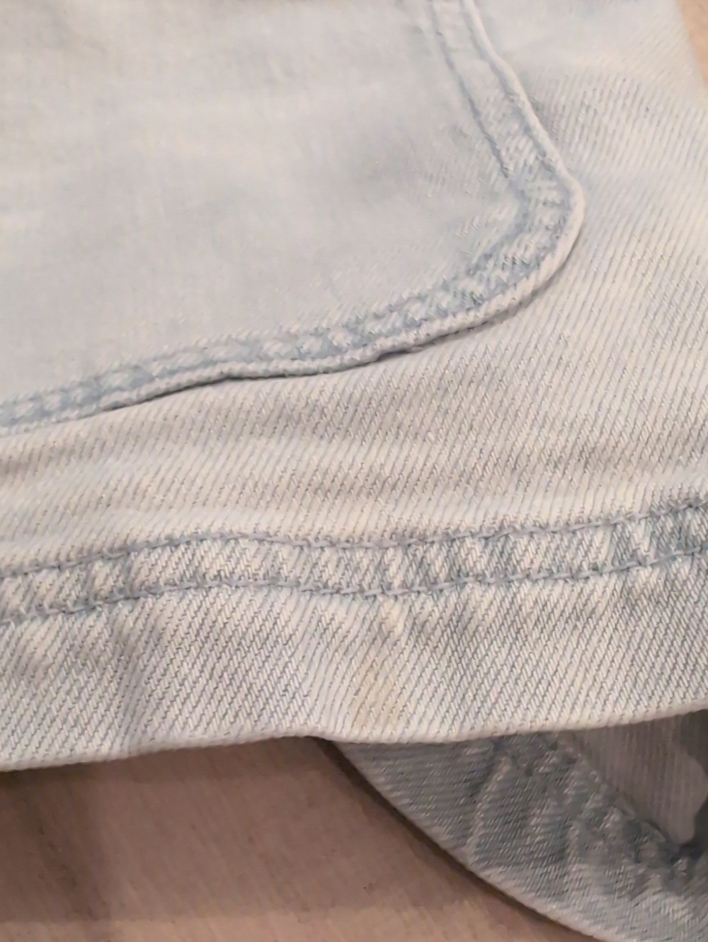 AE Shorts - Picture 9 of 9